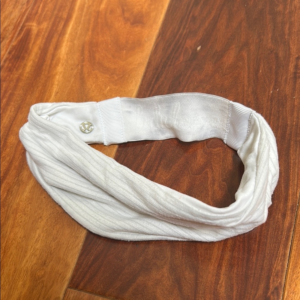 lululemon athletica Cream/white Textured Headband